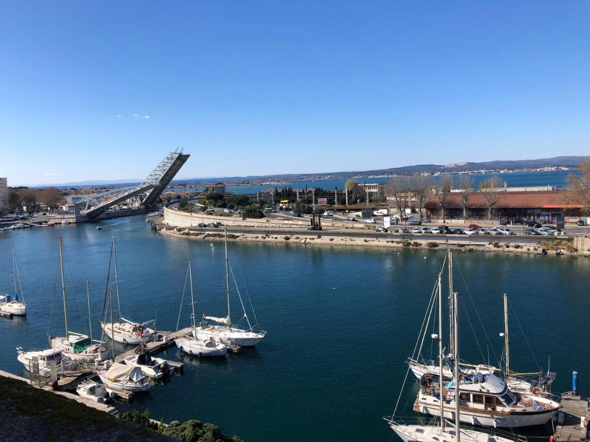Sete 6Eme Vue Sur Le Canal Et L'Etang Екстериор снимка
